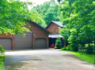 3665 Boxwood Ln, Sevierville, TN 37862