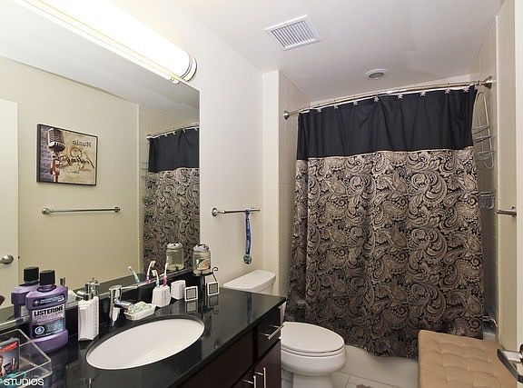5th image of 364 N Halsted St #29
