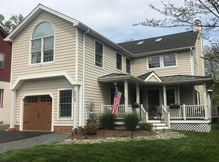 6425 78th St, Cabin John, MD 20818