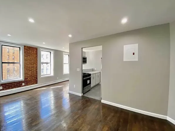 1072 Woodycrest Avenue 3F image 1 of 5
