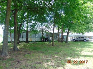 1202 N Kiowa St, Chouteau, OK 74337