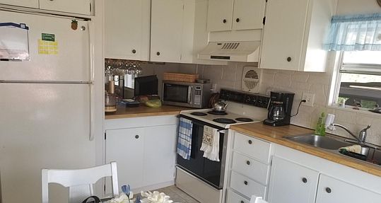 2nd image of 2131 Lois Blvd