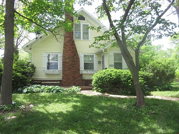 3rd image of 1316 E Highland Ave
