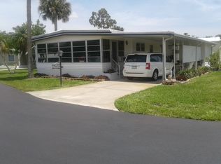 132 Lexington Ave, Fort Myers, FL 33908