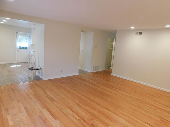 5th image of 6945 Chiala Ln