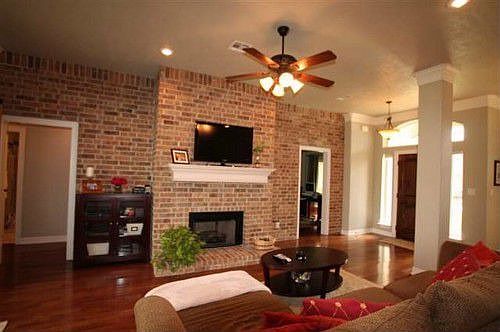 3rd image of 3665 Canyon Ln