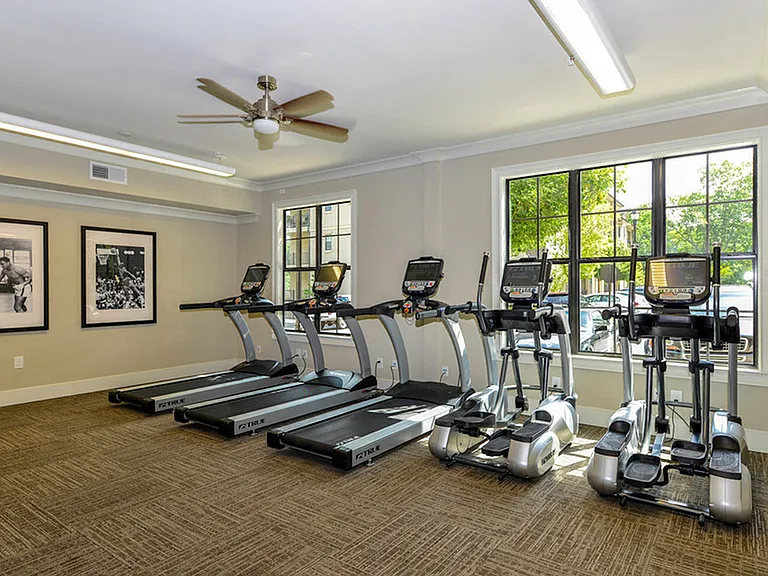 The Residences at Chastain Apartments — Photo 15