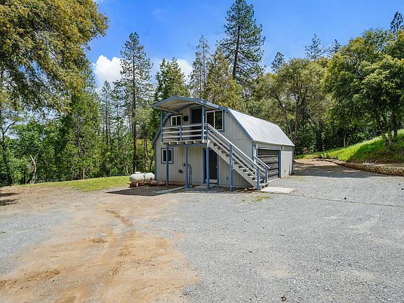 3rd image of 7131 Mount Aukum Rd