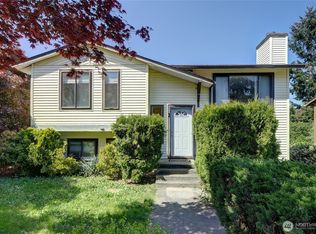 1917 E 60th St, Tacoma, WA 98404