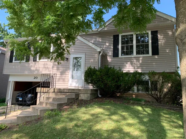20 Monterey Dr, Vernon Hills, IL 60061