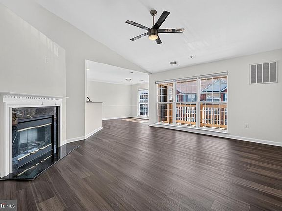 2nd image of 2501 Coleridge Dr Unit 3D