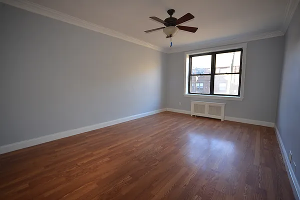 Sold by Voro, LLC | media 42