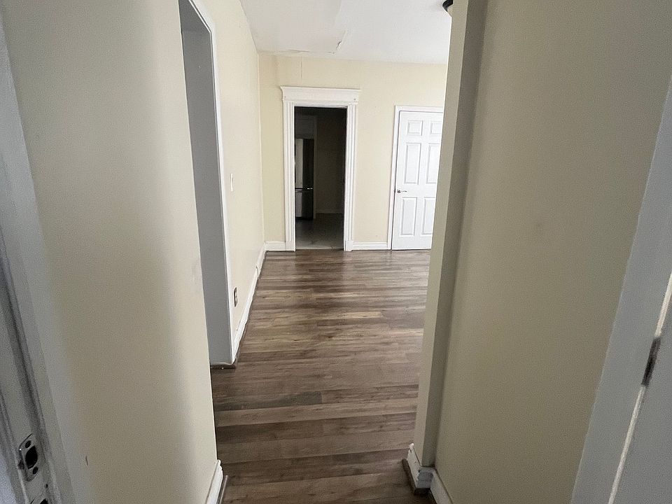 1st image of 462 1st Ave #1