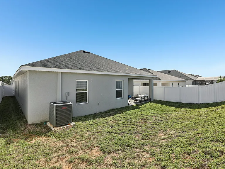 2167 Desert Rose Dr — Photo 36