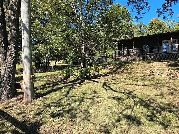 3rd image of 6012 Morgantown Rd
