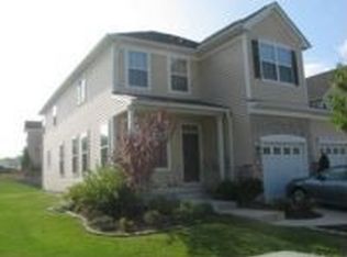 1 Crest Ct, Mount Laurel, NJ 08054