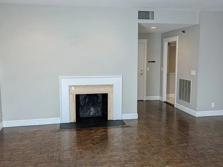 416 Commonwealth Ave #202 — Photo 3