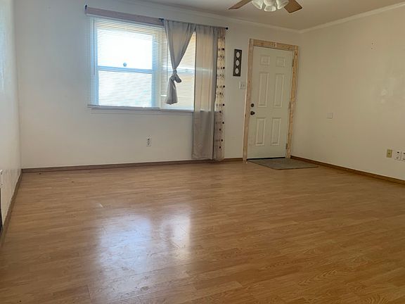 4th image of 5410 Avenue G