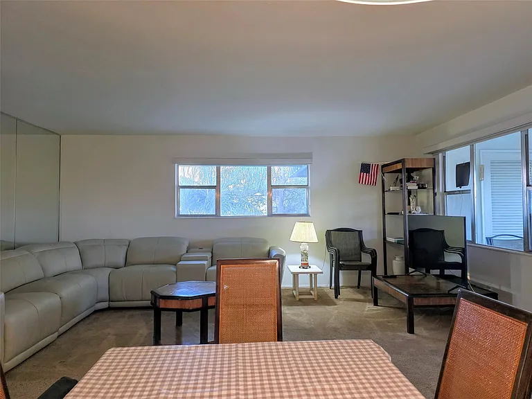 300 Layne Blvd #301 — Photo 5