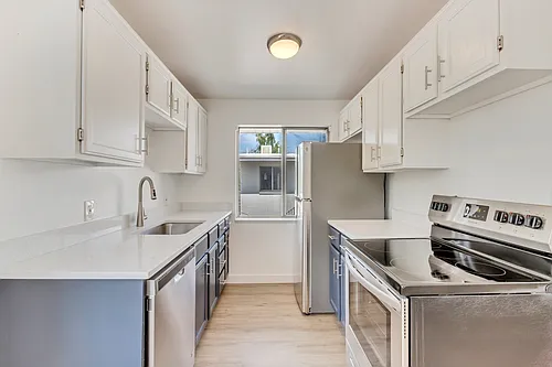 261 E Burton Ave #2 Photo 1