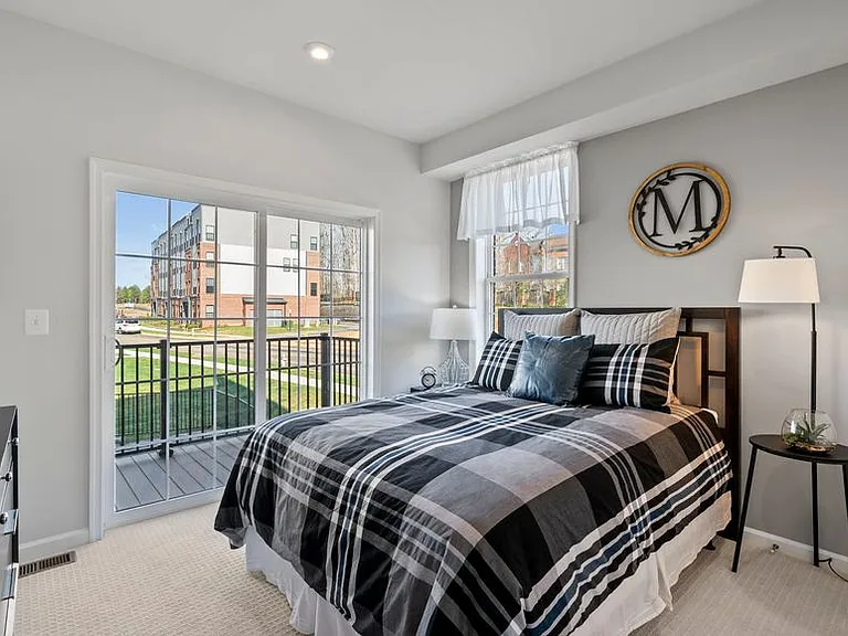 656 Brookwood Glen Ter #A — Photo 23
