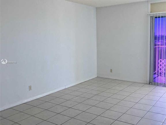 3rd image of 801 NW 47th Ave APT 718W