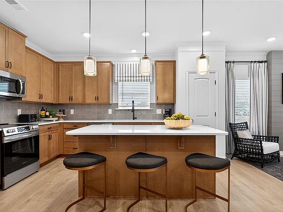 7th image of this home