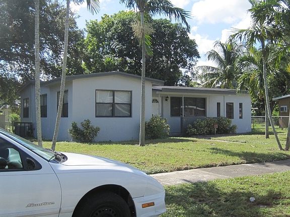 3rd image of 1006 NW 14th St