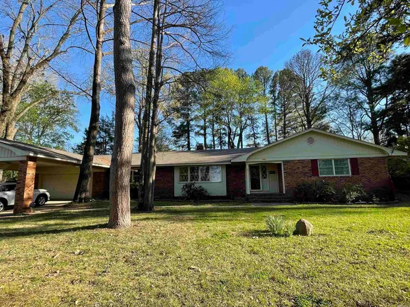 1590 Maple St, Batesville, AR 72501