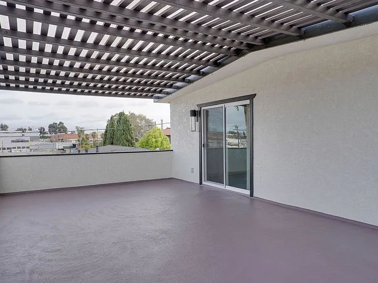 304 Bungalow Dr — Photo 5