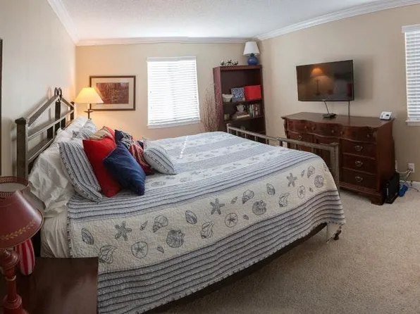 850 Mallery St #14J, Saint Simons Island, GA 31522