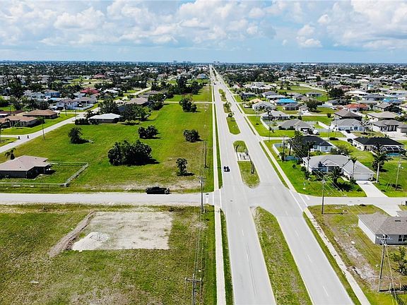 5th image of 1227 Chiquita Blvd S