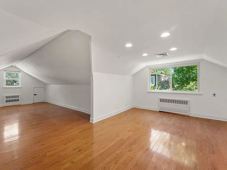 128 Moorland Dr — Photo 13