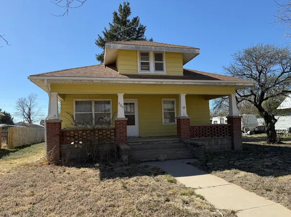 525 Radnor Ave, Herndon, KS 67739