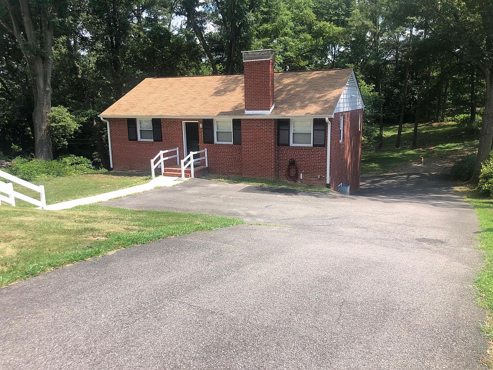 1st image of 6227 Glyndon Ln