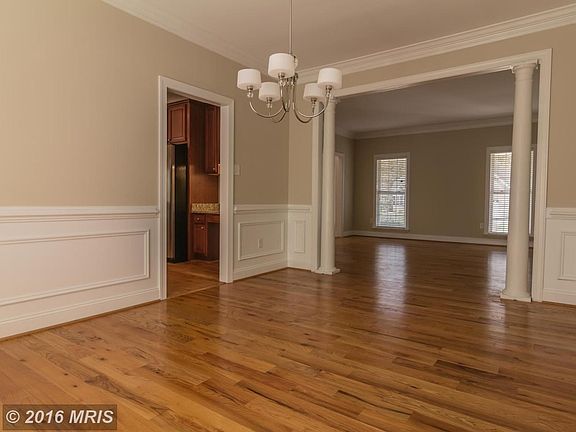 Dining room w/chair rail and shadow box trim
