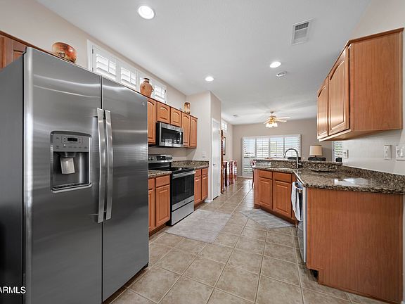 4th image of 18237 N DIVET Lane