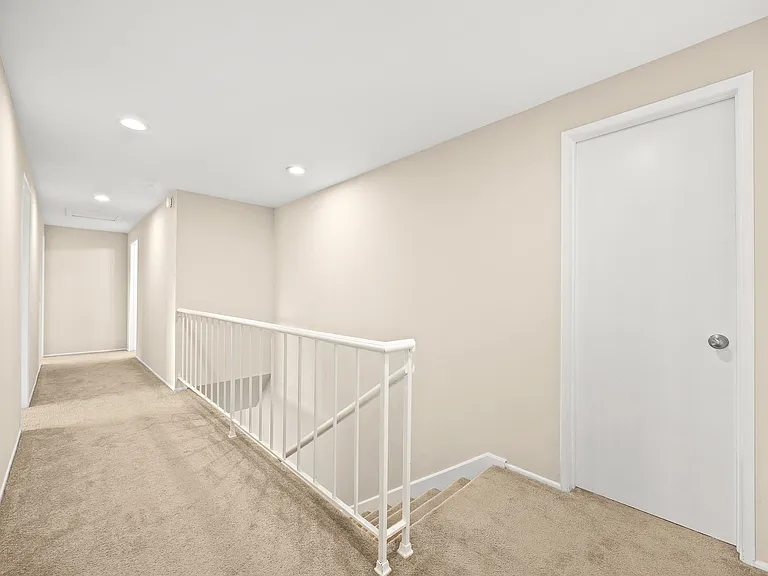 12110 Bowmore Ave — Photo 14