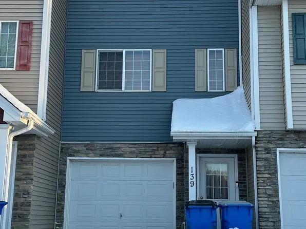 139 19th Ave SE, Cambridge, MN 55008