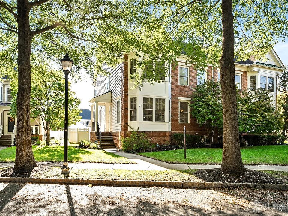 1st image of 28 Malsbury St