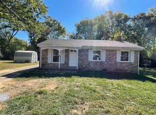 1406 Holly Ct, Hopkinsville, KY 42240