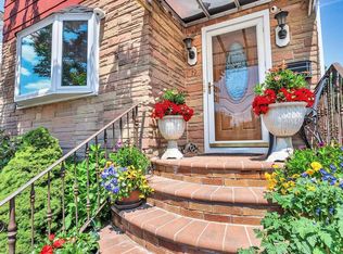 19 Amherst Rd FLOOR 1, Valley Stream, NY 11581