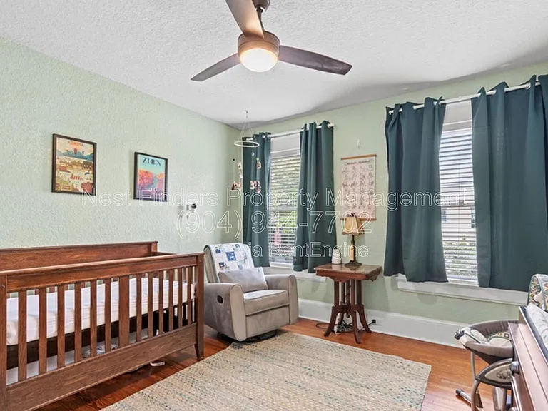 2623 Forbes St — Photo 21
