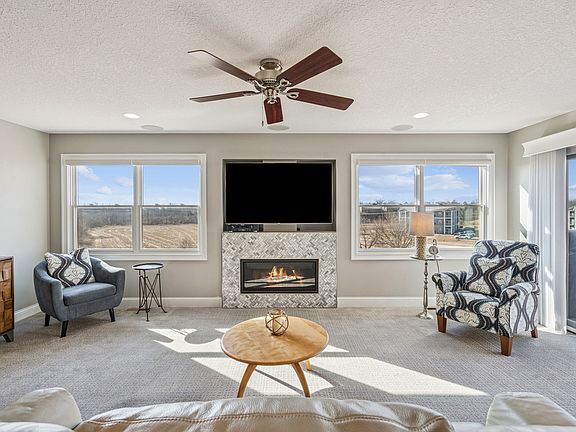5th image of 3520 Black Lion Cir #Na