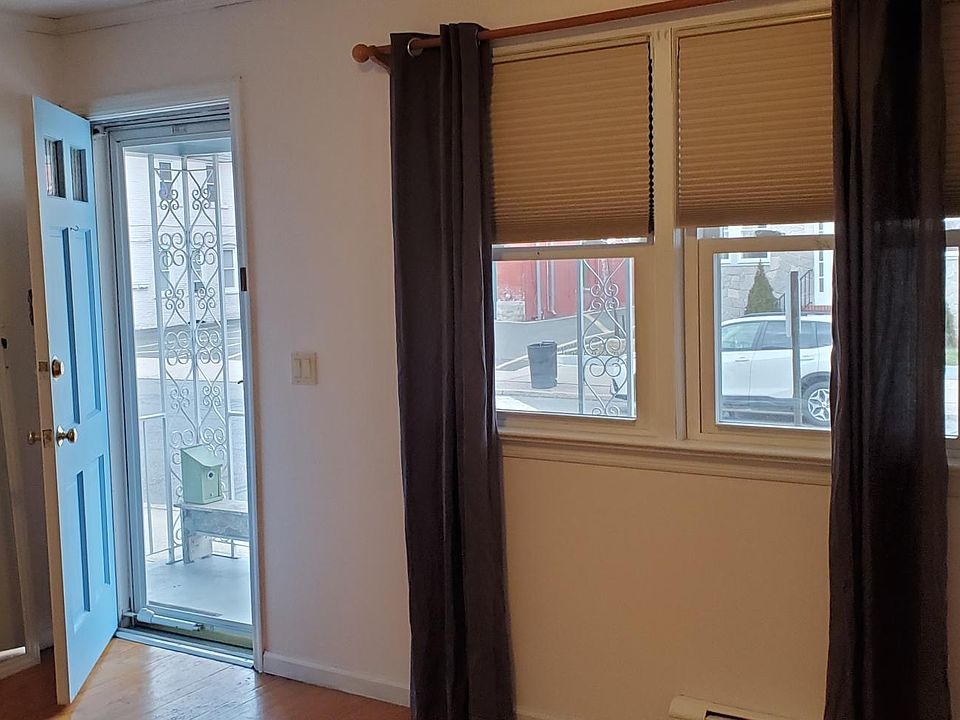 Front bedroom
