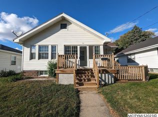 34 20th St SE, Mason City, IA 50401