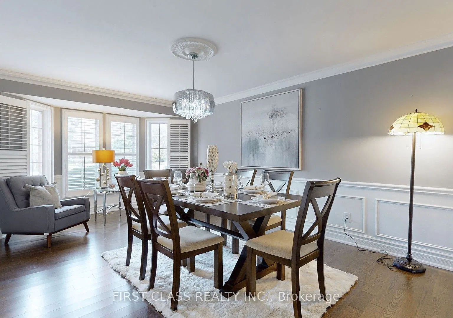 6 bed, $5,600 — Photo 2
