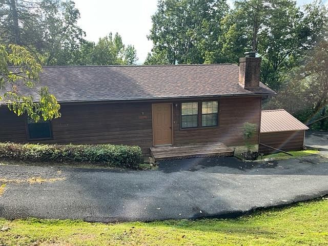 1st image of 1043 Scenic Hills Rd