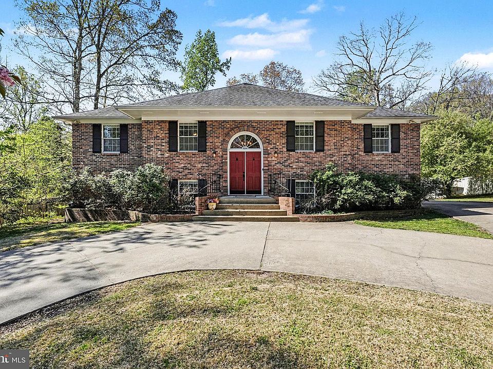 1st image of 1014 Blackbeard Dr