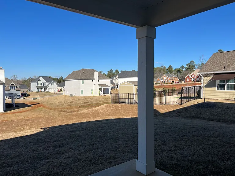 401 Tivoli Way — Photo 35